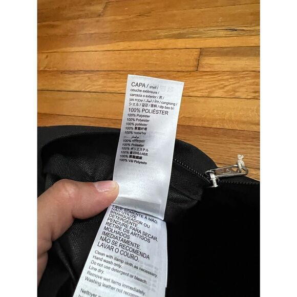 Forever 21 Black Top - Picture 5 of 8